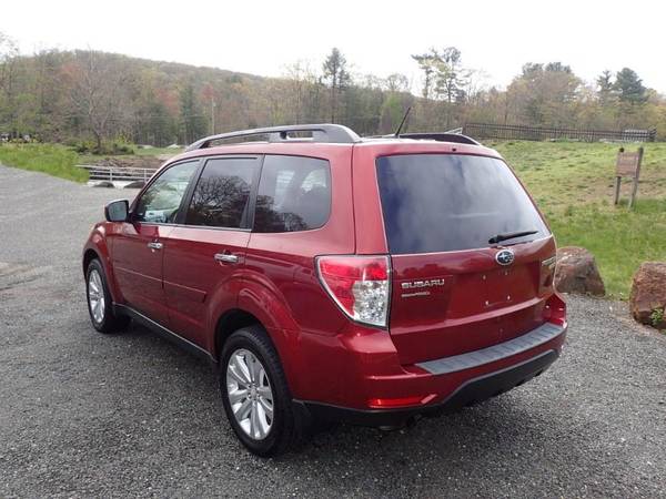 2011 Subaru Forester 4dr Auto 2 5X Premium w/All-W Pkg TomTom Nav for sale in Storrs, CT – photo 3