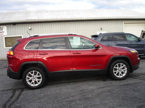 2014 Jeep Cherokee Latitude 4X4 - - by dealer for sale in New Cumberland, PA – photo 4
