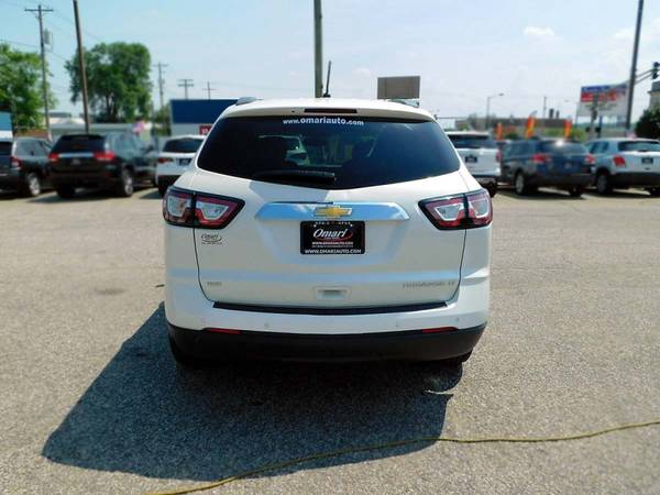 2015 CHEVROLET TRAVERSE AWD 4DR LT W/1LT - cars & trucks - by dealer... for sale in South Bend, IN – photo 8
