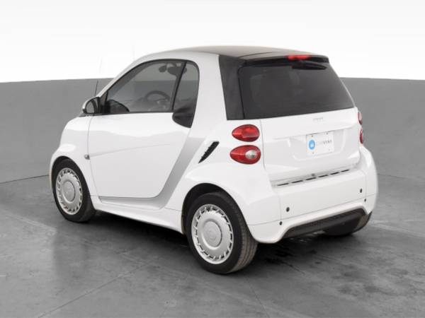 2015 smart fortwo Passion Hatchback Coupe 2D coupe White - FINANCE -... for sale in Pittsburgh, PA – photo 7