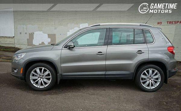 2009 Volkswagen Tiguan SEL 4Motion AWD 4dr SUV w/4x4 Rear Side Airbags for sale in Eugene, OR – photo 3