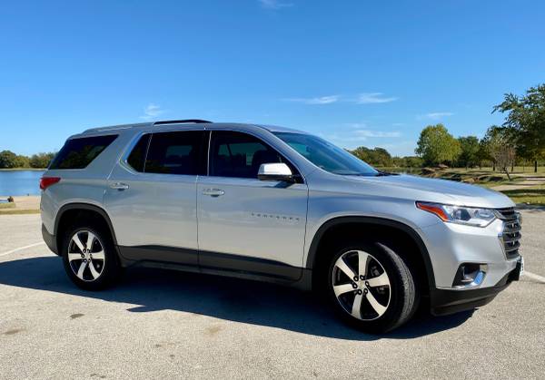 Chevy Traverse LT 2018 - cars & trucks - by owner - vehicle... for sale in Aubrey, TX – photo 2