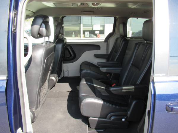 2014 Chrysler Town and Country Touring L Leather only 69K! Warranty! for sale in Minneapolis, MN – photo 6