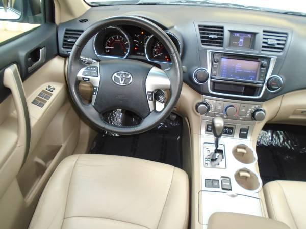 2013 Toyota Highlander SE 3rd Row - - by dealer for sale in Daphne, AL – photo 17