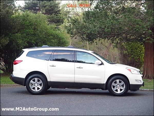 2011 Chevrolet Traverse LT AWD 4dr SUV w/1LT - - by for sale in East Brunswick, PA – photo 5