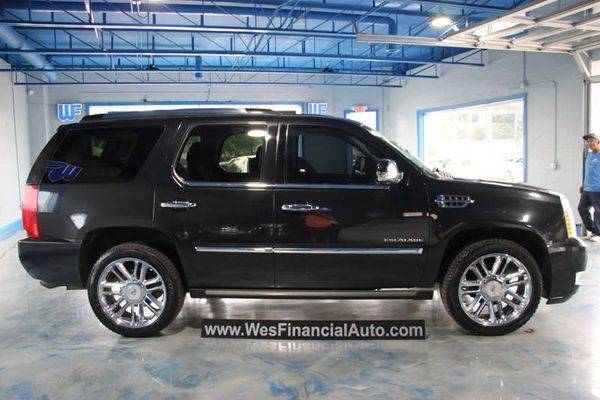 2011 Cadillac Escalade Platinum Edition AWD 4dr SUV Guara for sale in Dearborn Heights, MI – photo 12