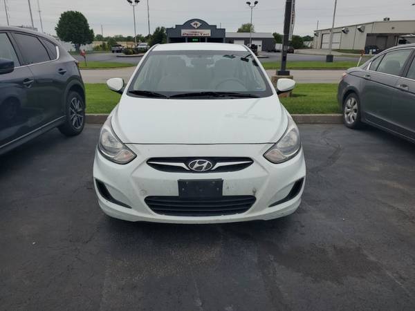 2013 Hyundai Accent GLS sedan Century White - - by for sale in Springfield, MO – photo 2