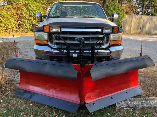 ★ RUST FREE *V-1O SUPERDUTY ** V-SNOW PLOW **CRAZY LOW MILES - cars... for sale in yoopers, MI – photo 2