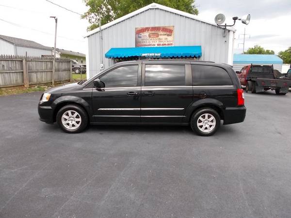 2011 Chrysler Town Country Touring - - by for sale in Shelbyville, TN – photo 3