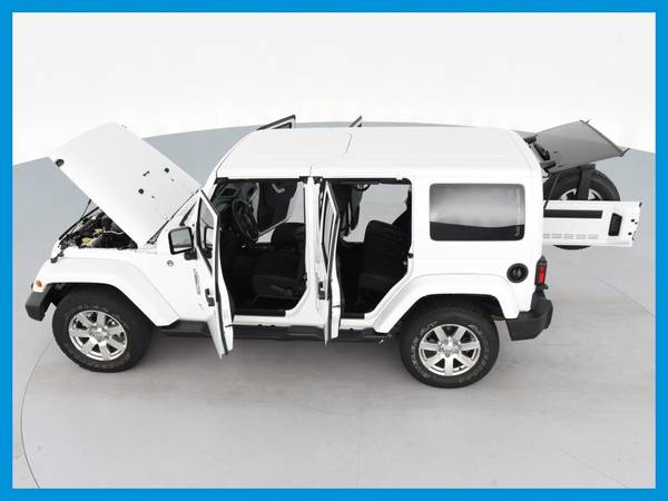 2016 Jeep Wrangler Unlimited Sahara Sport Utility 4D suv White for sale in Arlington, District Of Columbia – photo 16