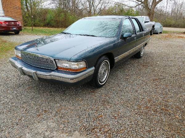 92 Buick Roadmaster LOW MILES - cars & trucks - by owner - vehicle... for sale in Pflugerville, TX – photo 2