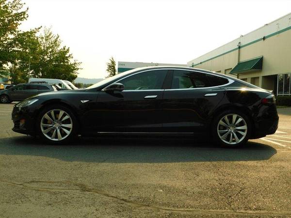 2014 Tesla Model S 60 Pano Roof / Rear Facing Jump Seat / 42,000... for sale in Portland, OR – photo 3