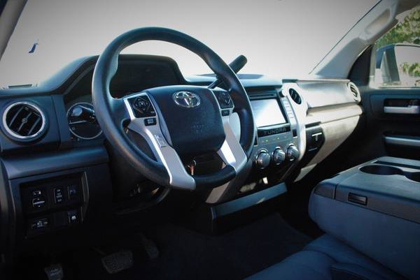 2016 Toyota Tundra SR5 4x2 4dr CrewMax Cab Pickup SB (4.6L V8) Pickup for sale in Miami, TX – photo 13