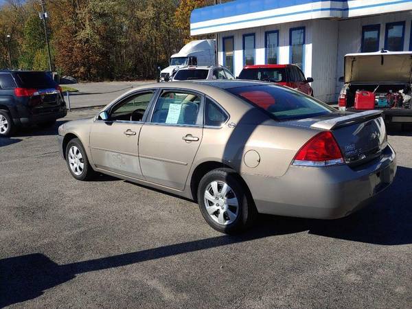 2007 Chevrolet Chevy Impala LT 4dr Sedan Your Job is Your Credit!! -... for sale in Youngstown, OH – photo 6