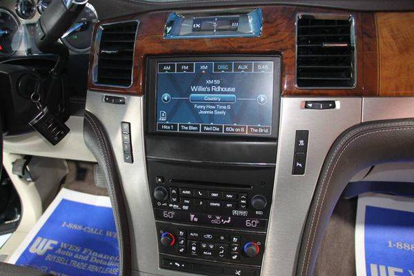2011 Cadillac Escalade Platinum Edition AWD 4dr SUV Guara for sale in Dearborn Heights, MI – photo 17