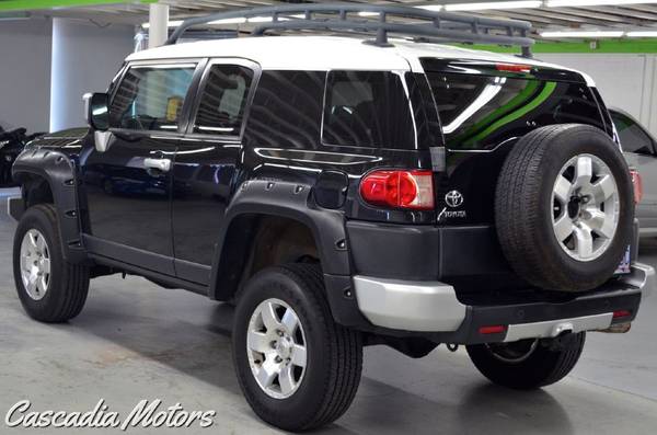 2007 Toyota FJ Cruiser 4X4 4WD - - by dealer - vehicle for sale in Portland, OR – photo 6