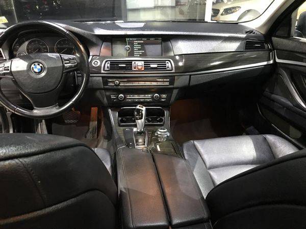 2011 BMW 5 Series 4dr Sdn 535i xDrive AWD - Payments starting at... for sale in Woodbury, NY – photo 12
