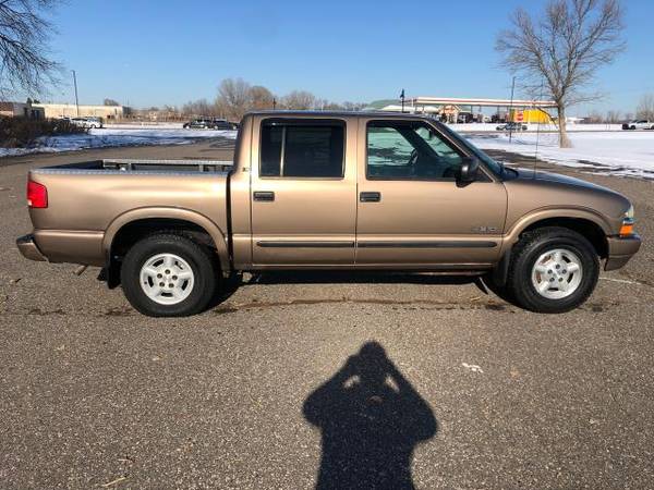 2003 Chevrolet S10 Pickup LS Crew Cab 4WD - cars & trucks - by... for sale in Minneapolis, MN – photo 8
