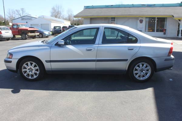 2004 Volvo S60 - - by dealer - vehicle automotive sale for sale in New Castle, PA – photo 5