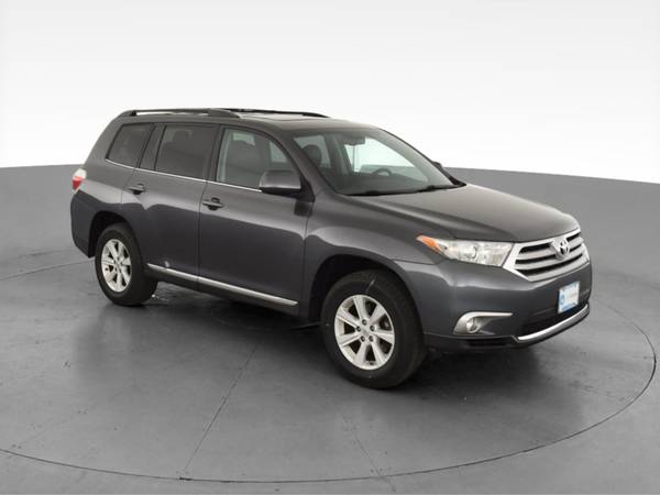 2013 Toyota Highlander Plus Sport Utility 4D suv Gray - FINANCE... for sale in Buffalo, NY – photo 15