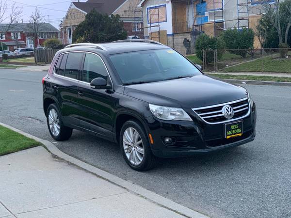 2009 Volkswagen Tiguan SEL only 80k no accident, one owner... for sale in Lawrence, NY – photo 3