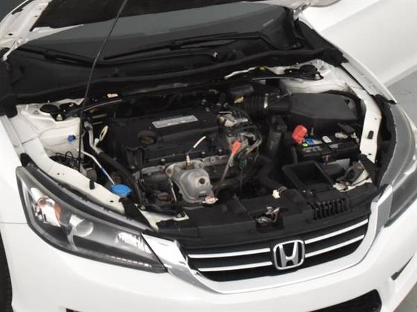 2013 Honda Accord Sport Sedan 4D sedan White - FINANCE ONLINE for sale in Detroit, MI – photo 4