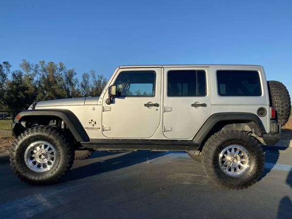 2012 Jeep Rubicon JKU - cars & trucks - by owner - vehicle... for sale in El Cajon, CA – photo 3