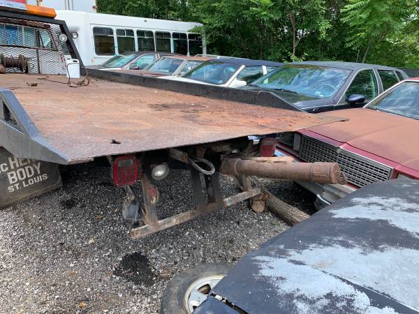 ROLLBACK parts truck, runs, many hydraulic leaks, no title - cars &... for sale in Saint Louis, TN – photo 14