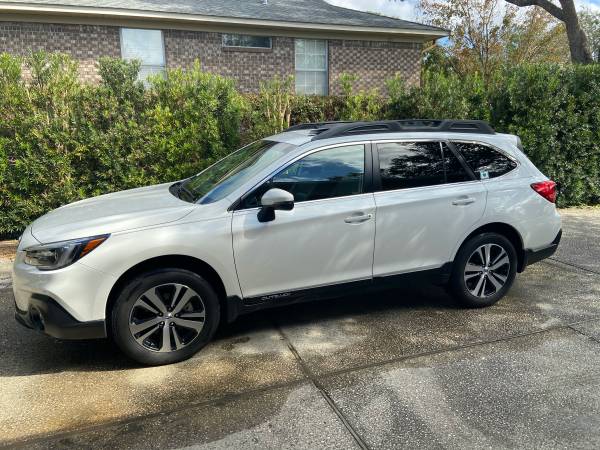 2018 Subaru Outback Limited Like New! - cars & trucks - by owner -... for sale in Pensacola, FL – photo 19