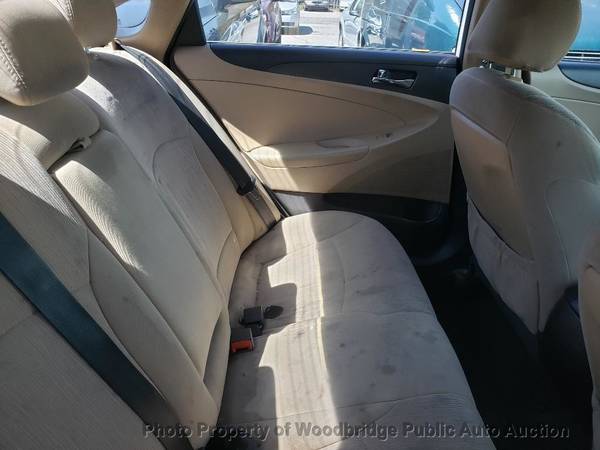 2014 Hyundai Sonata 4dr Sedan 2 4L Automatic GLS - cars & for sale in Woodbridge, District Of Columbia – photo 11