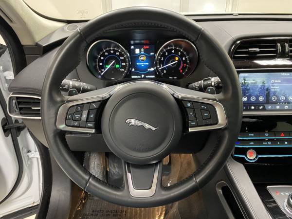 2020 Jaguar F-PACE 30t Prestige Heated Steering Wheel Backup Cam SUV... for sale in Portland, OR – photo 15