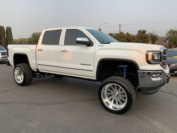 ** 2018 GMC Sierra SLT Crew Cab 4x4 $10k Invested 20k Miles Like New... for sale in CERES, CA