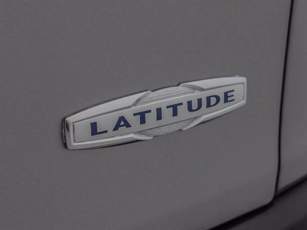 2016 Jeep Cherokee Latitude - cars & trucks - by dealer - vehicle... for sale in Wichita, OK – photo 8