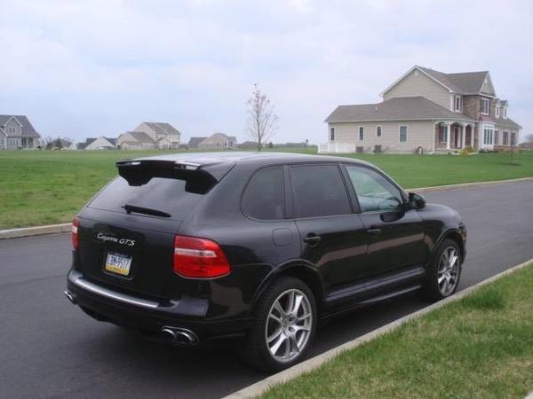 2010 Porsche Cayenne GTS AWD SUV - 405 Horsepower! All Service for sale in Bethlehem, PA – photo 5