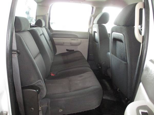 2014 Chevrolet Silverado 3500 DRW Utility Bed Crew Cab 4wd - cars & for sale in Lawrenceburg, AL – photo 12