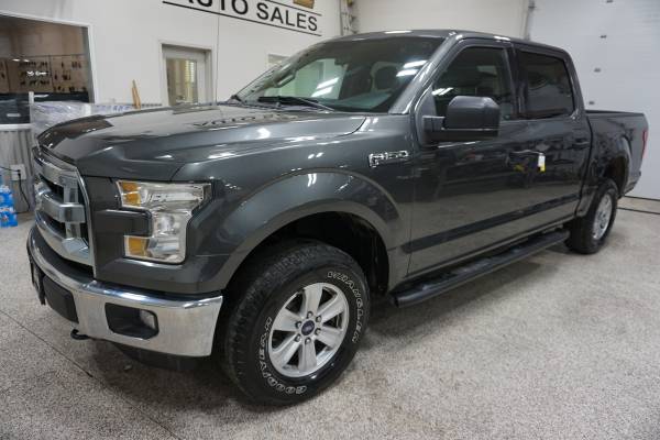 **Low Miles/Seats Six/Great Deal**2016 Ford F150 XLT - cars & trucks... for sale in Ammon, ID – photo 3