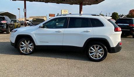 2015 Jeep Cherokee Limited 4WD-Like New-Warranty-Financing Available... for sale in Lebanon, IN – photo 8