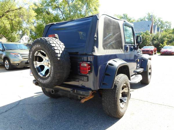 ★★★ 2006 Jeep Wrangler Sport 4x4 / 6 Speed Manual! ★★★ - cars &... for sale in Grand Forks, ND – photo 6
