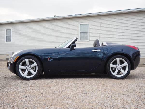 2006 Pontiac Solstice Base Convertible - cars & trucks - by dealer -... for sale in Heath, OH – photo 6