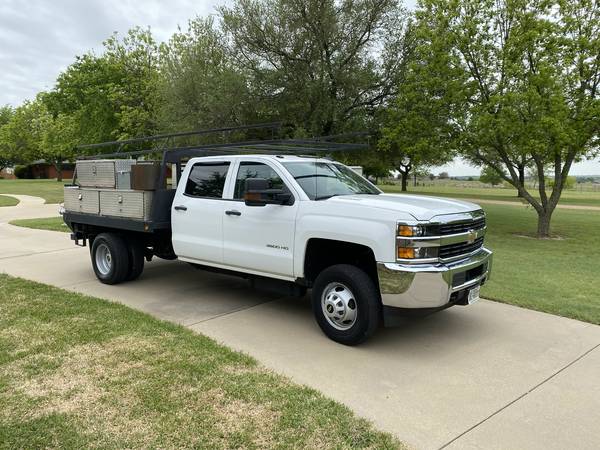 2015 Chevrolet Silverado 3500 Cab & Chassis 4D - - by for sale in Cleburne, TX – photo 6