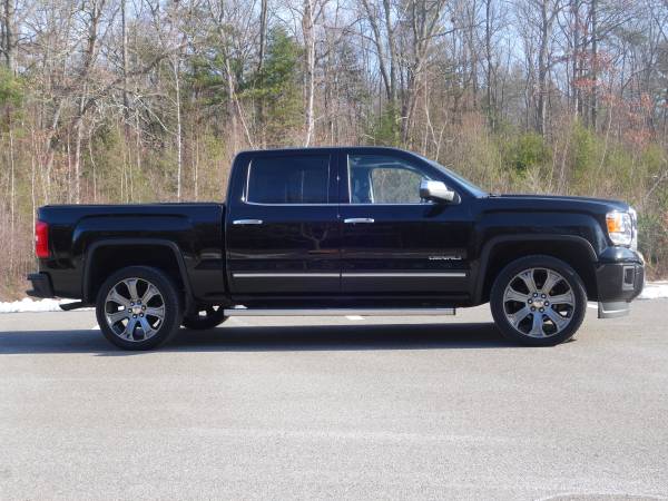 2015 GMC Sierra 1500 Crew Cab Denali 4WD - - by dealer for sale in Derry, NH – photo 7