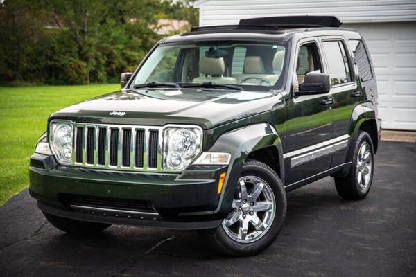 2010 JEEP LIBERTY LIMITED 4X4 NAV LEATHER SKY SLIDER ROOF $6995 CASH... for sale in REYNOLDSBURG, OH – photo 6