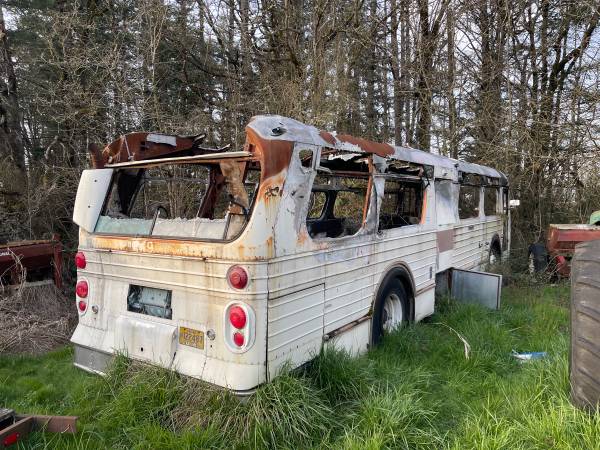 Old Bus and Motor Runs Detroit Diesel for sale in Aumsville, OR – photo 2