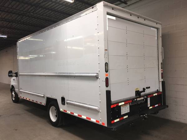 2016 Ford E-350 SD DRW CUTAWAY, 6 8L V10, 16 FT BOX TRUCK - cars & for sale in Arlington, NM – photo 6