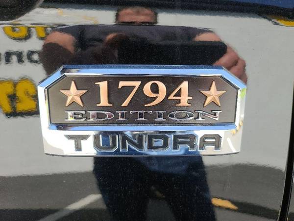 ! 2017 Toyota Tundra 4WD Platinum Crew Cab! 1794 for sale in Lebanon, PA – photo 10