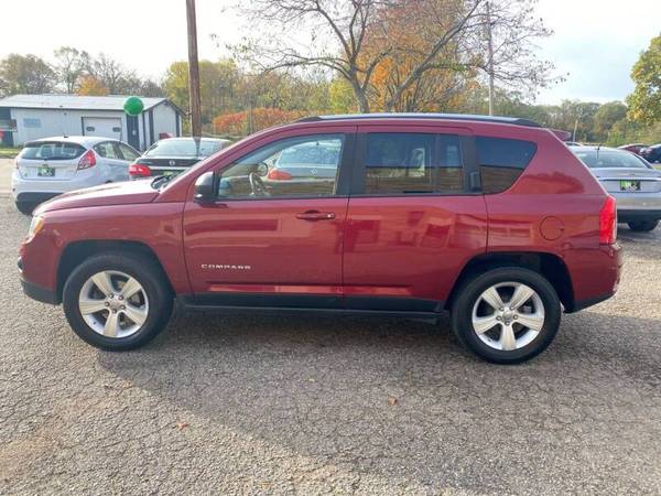 2013 Jeep Compass Latitude - - by dealer - vehicle for sale in Beloit, WI – photo 8