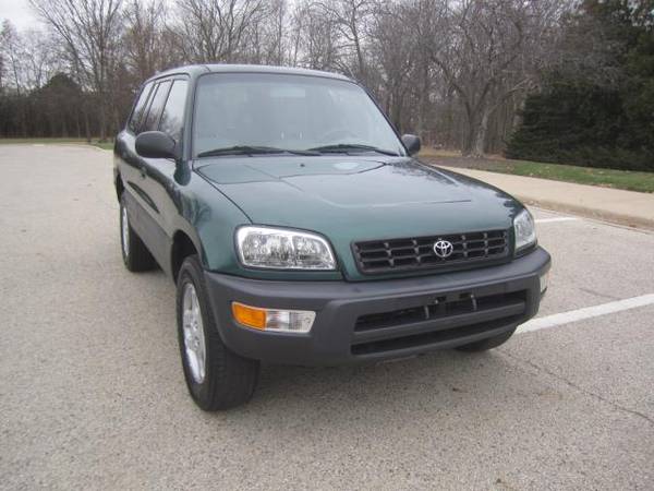 1998 Toyota RAV4 4-Door FWD 4 CYL RUNS STRONG $1995 - cars & trucks... for sale in Highland Park, IL – photo 11