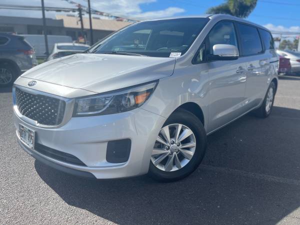 2018 Kia Sedona LX LIKE NEW - - by dealer for sale in Other, HI – photo 2