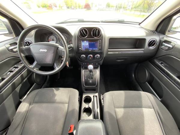 2010 Jeep Compass Latitude 4x4 - - by dealer - vehicle for sale in Council Bluffs, IA – photo 15