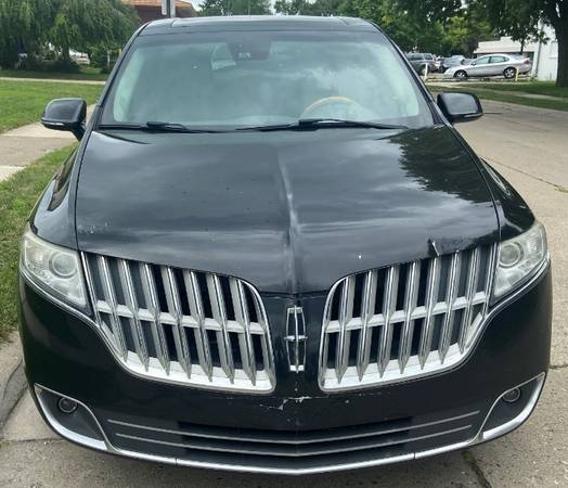 2011 Lincoln MKT 3.7L AWD - cars & trucks - by dealer - vehicle... for sale in Eastpointe, MI – photo 2